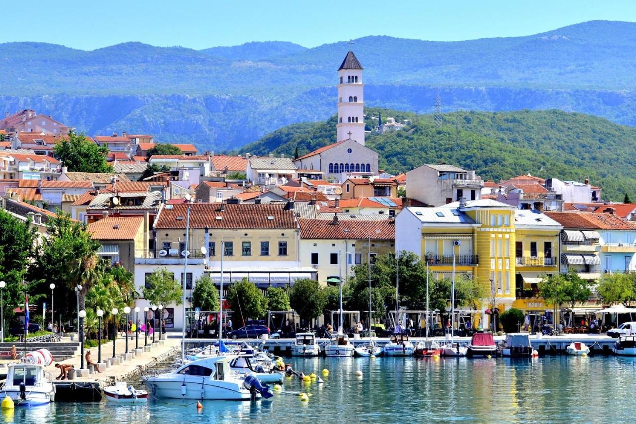 Apartments With A Parking Space Crikvenica - 12592 外观 照片