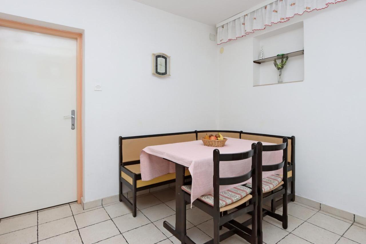 Apartments With A Parking Space Crikvenica - 12592 外观 照片
