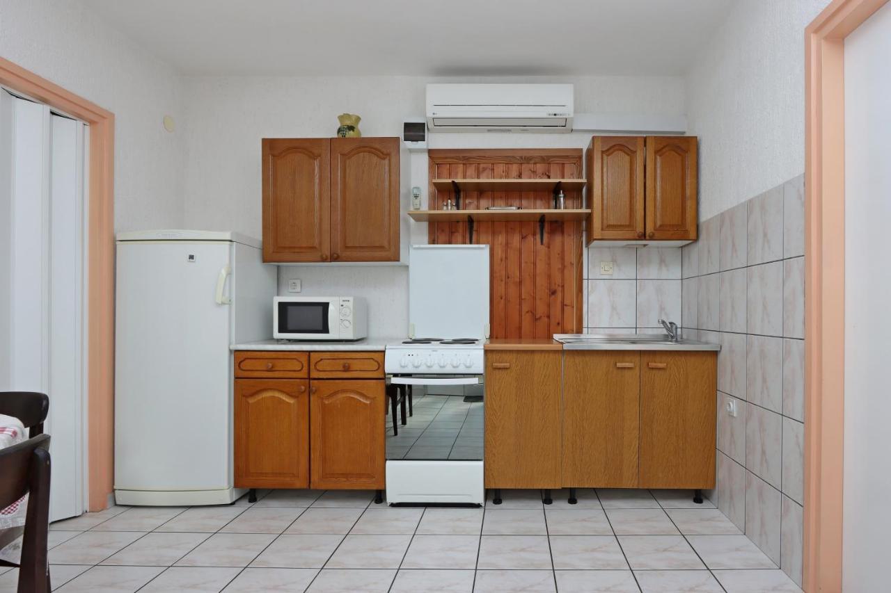 Apartments With A Parking Space Crikvenica - 12592 外观 照片