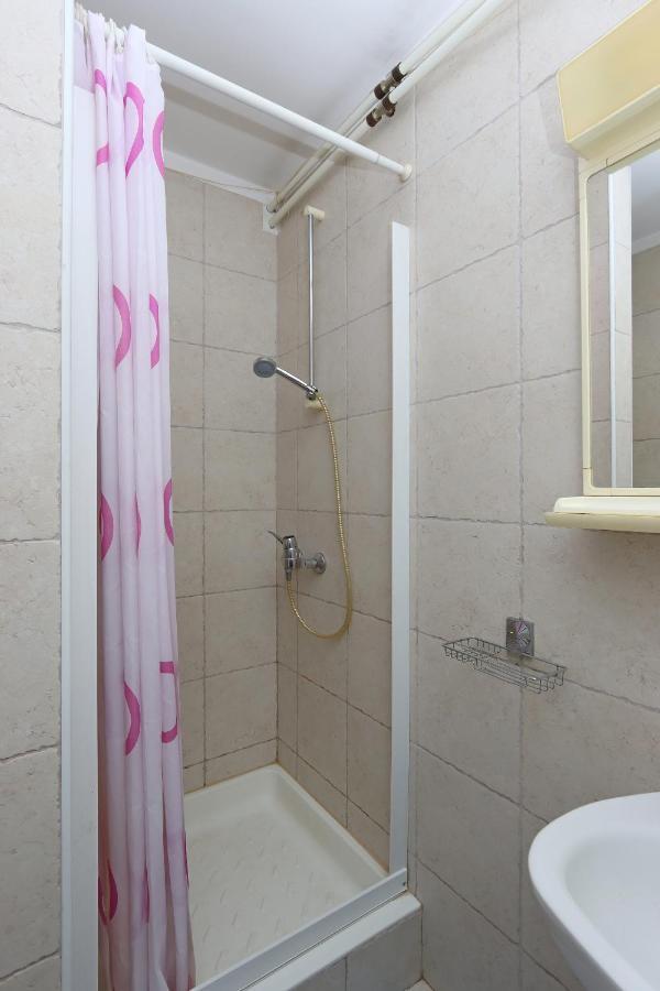 Apartments With A Parking Space Crikvenica - 12592 外观 照片