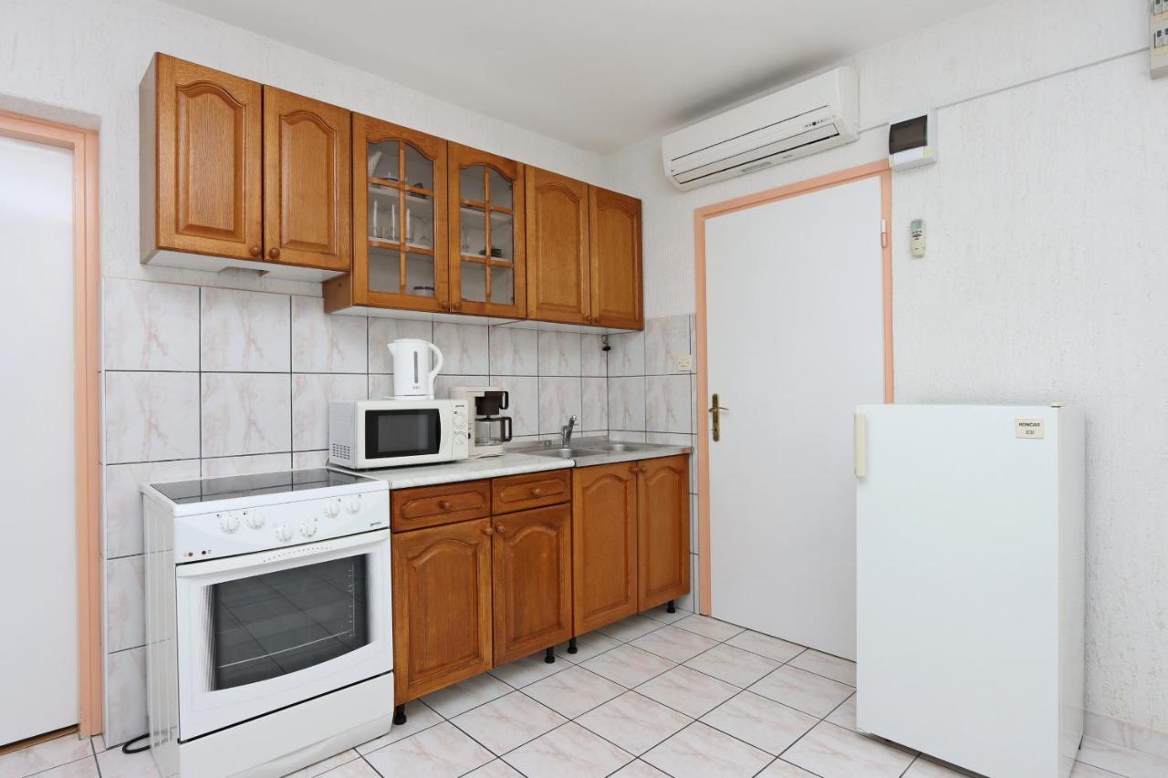Apartments With A Parking Space Crikvenica - 12592 外观 照片