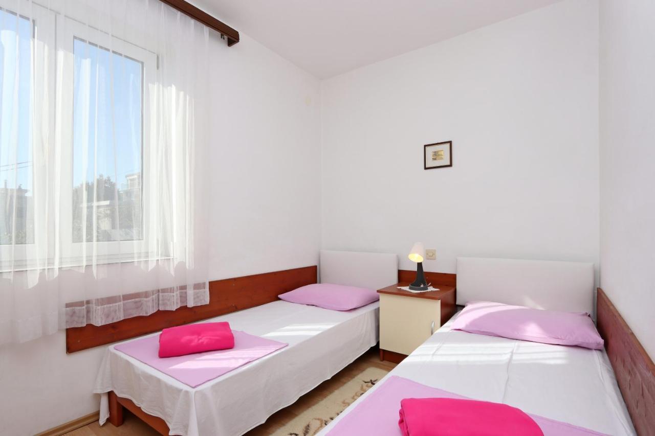 Apartments With A Parking Space Crikvenica - 12592 外观 照片