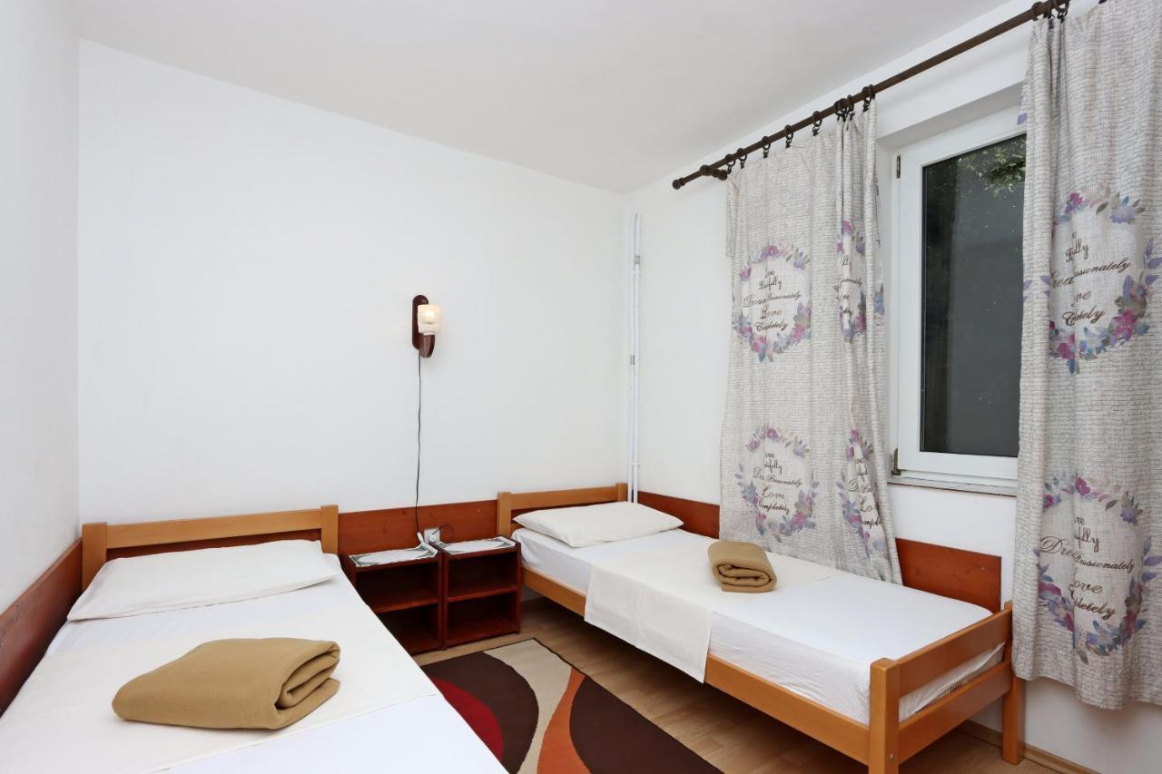 Apartments With A Parking Space Crikvenica - 12592 外观 照片